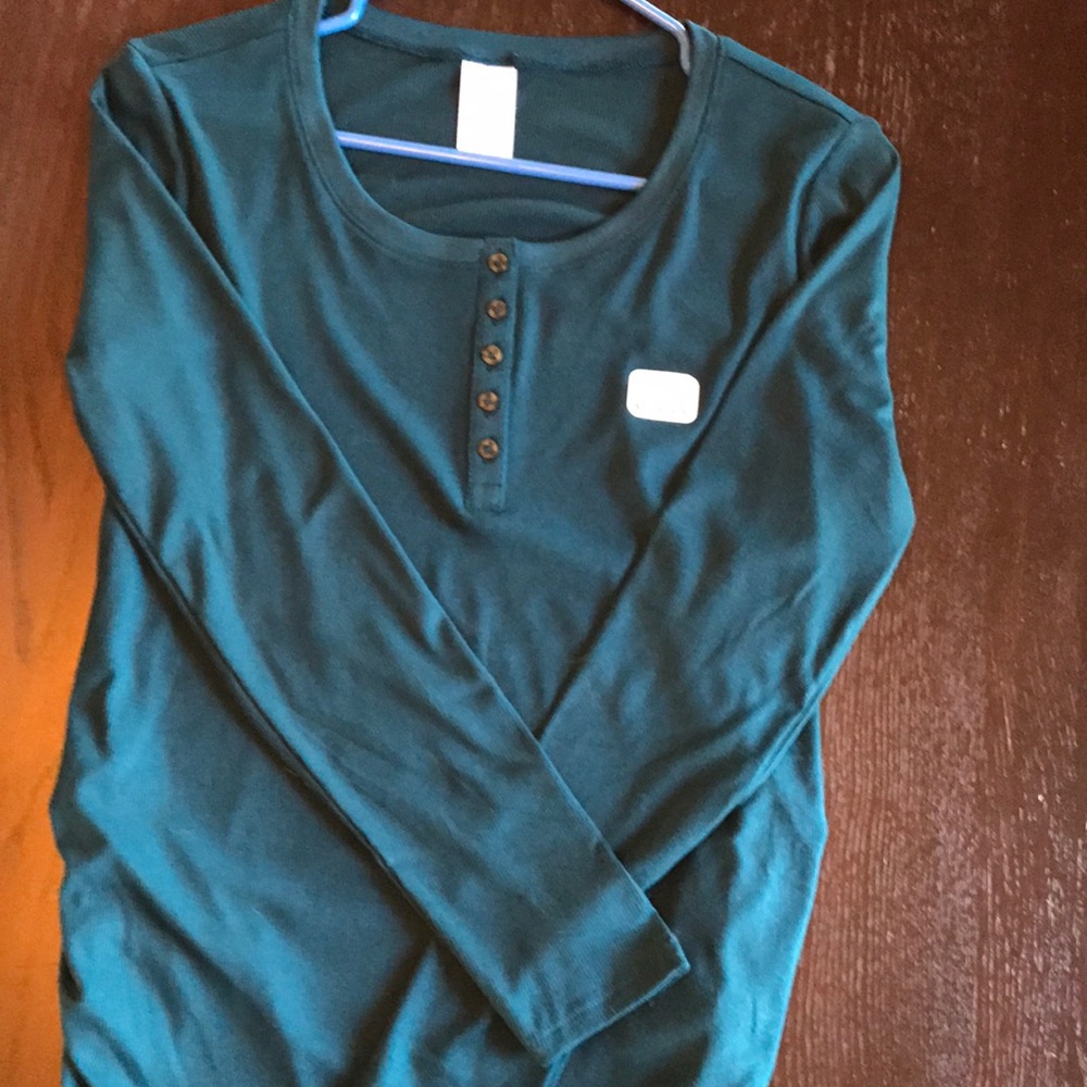 Maternity long sleeve! Never worn!